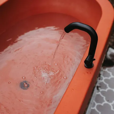 Tiny House Miyo - Welness In The Woods With Garden Tub Nunspeet