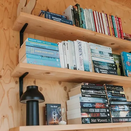 Vakantiehuis Tiny House Miyo - Welness In The Woods With Garden Tub