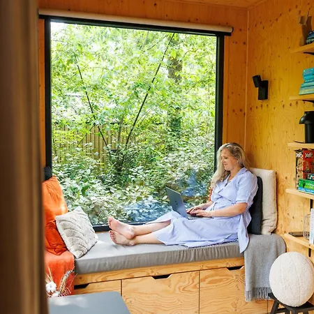 Vakantiehuis Tiny House Miyo - Welness In The Woods With Garden Tub *