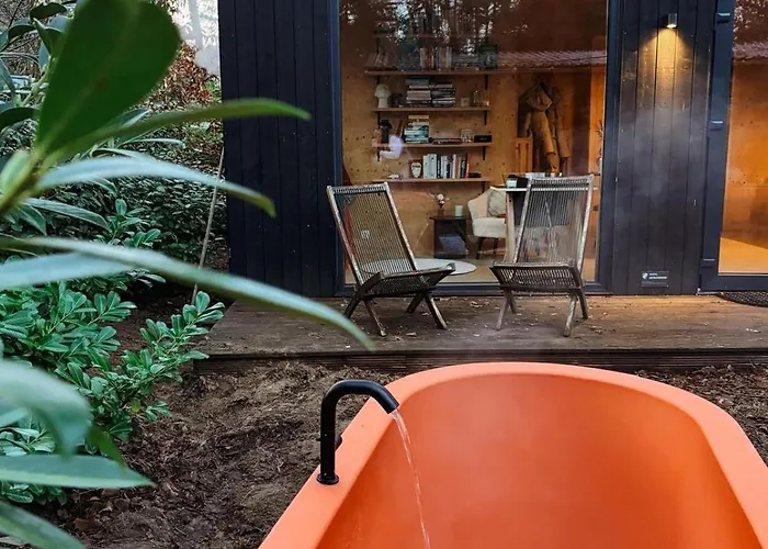 Tiny House Miyo - Welness In The Woods With Garden Tub Сasa de vacaciones Nunspeet